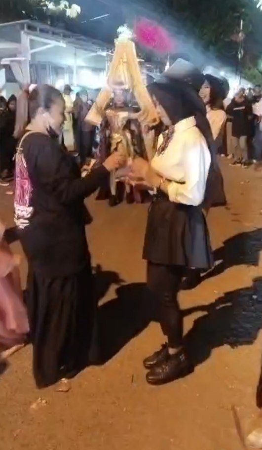Saweran Warga Warnai