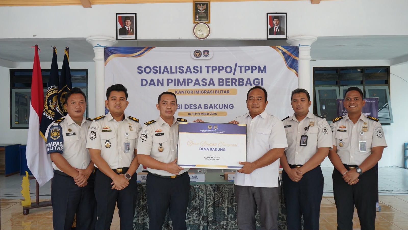 Imigrasi Blitar Edukasi Warga Bakung Cegah TPPO dan TPPM Lewat Desa Binaan