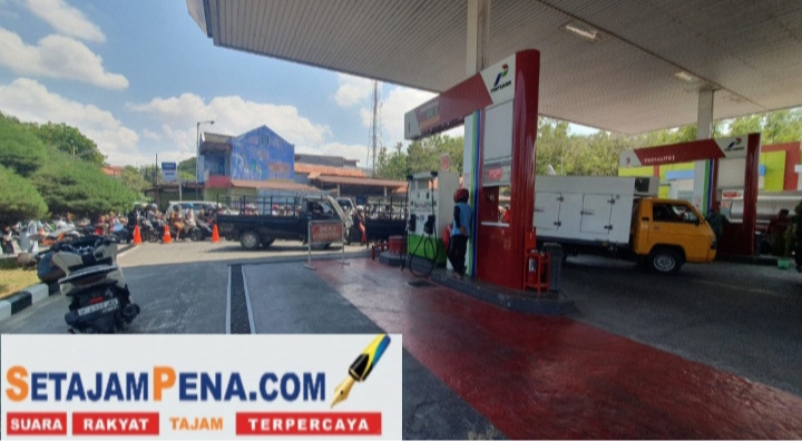 Pertamina Sebut Bukan Kelangkaan, Namun Warga Antre Berjam-jam Di Sampang