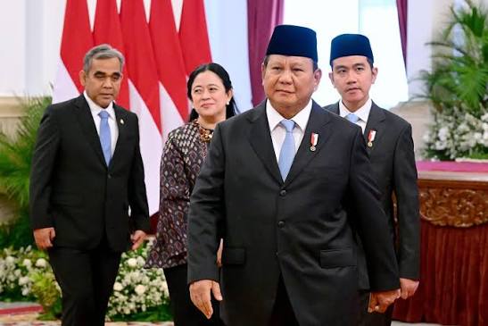 Prabowo Lantik Sejumlah Pejabat Siang Ini, Termasuk Kapolri Baru